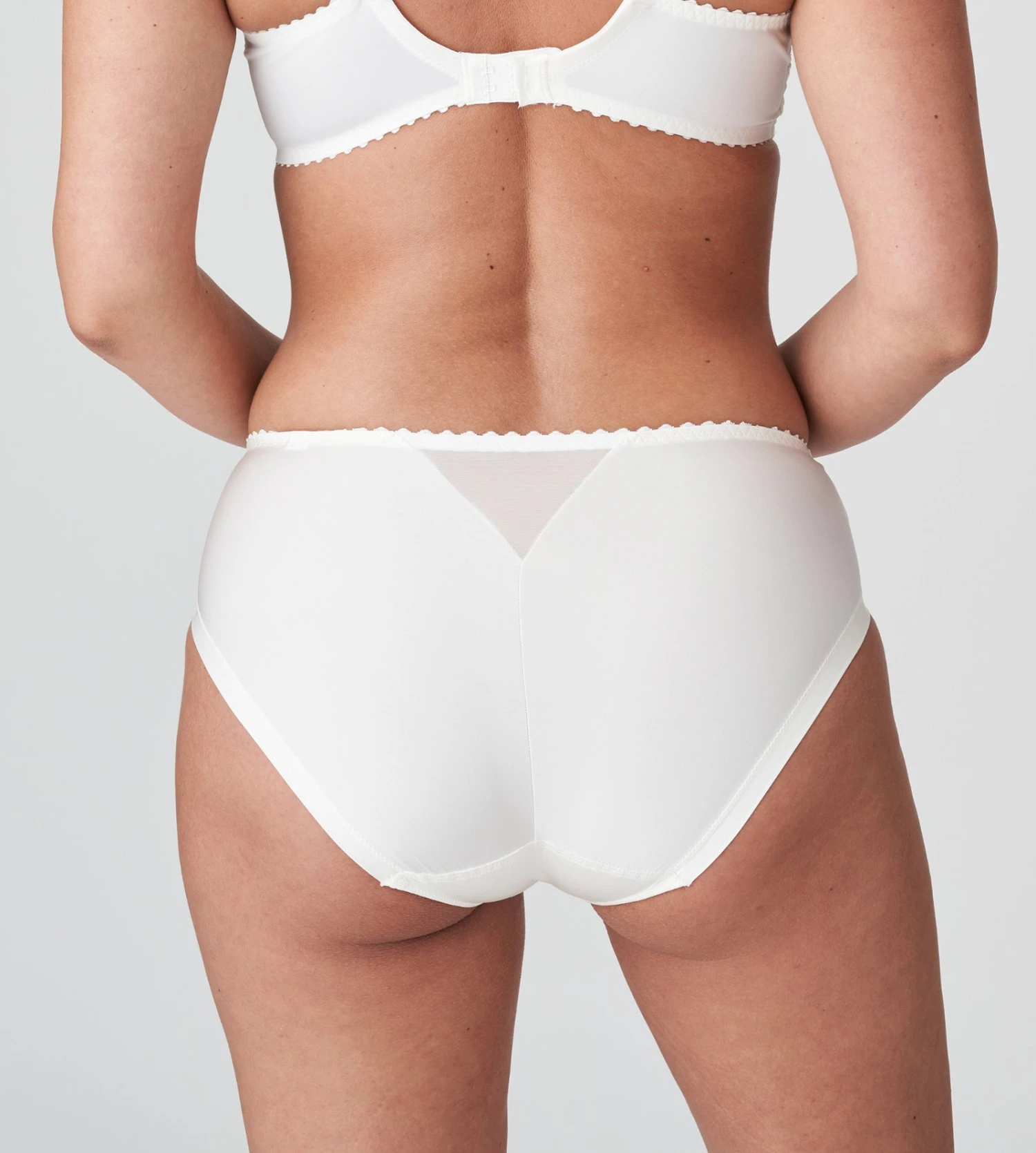 PRIMA DONNA Culotte Haute Gainante Zahran NATUREL 3 PRIMA DONNA Culotte Haute Gainante Zahran NATUREL – Image 3