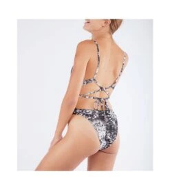 Banana Moon Maillot 1 Pièce NAUMI DIPWASH Noir JQP01 5 Banana Moon Maillot 1 Pièce NAUMI DIPWASH Noir JQP01 -Sousvêtement Magasin maillot 1 piece naumi dipwash noir jqp01 1