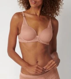 Triumph Soutien-gorge Balconnet Ampliforme Aura Spotlight -Sousvêtement Magasin soutien gorge balconnet ampliforme aura spotlight 7575 sunkiss 4